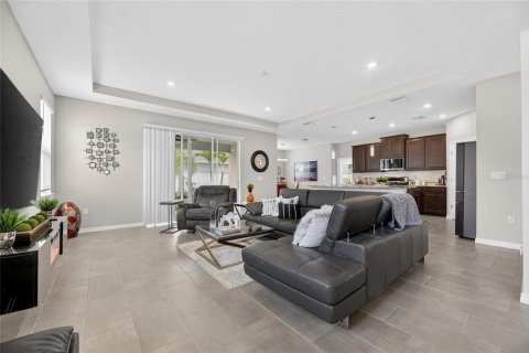 Casa en venta en Ruskin, Florida, 4 dormitorios, 259.94 m2 № 2102217 - foto 13