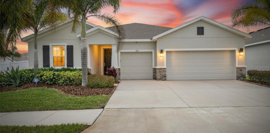 Casa en Ruskin, Florida 4 dormitorios, 259.94 m2 № 2102217