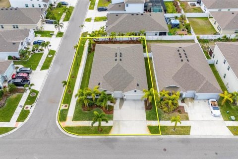 Casa en venta en Ruskin, Florida, 4 dormitorios, 259.94 m2 № 2102217 - foto 5