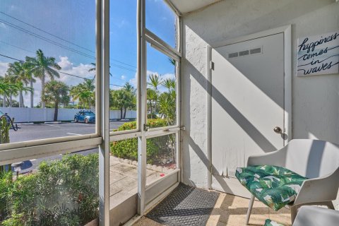 Condo in Jupiter, Florida, 1 bedroom № 2393249 - photo 18