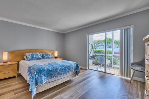 Condo in Jupiter, Florida, 1 bedroom № 2393249 - photo 16