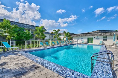 Condo in Jupiter, Florida, 1 bedroom № 2393249 - photo 22