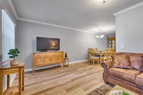 Condo in Jupiter, Florida, 1 bedroom № 2393249 - photo 5