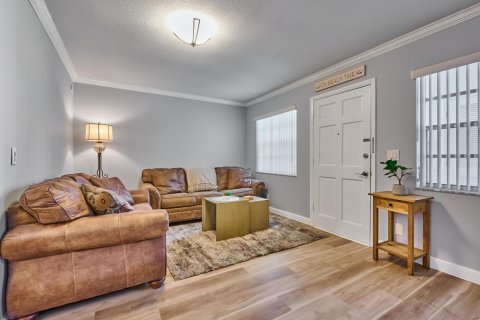 Condo in Jupiter, Florida, 1 bedroom № 2393249 - photo 4