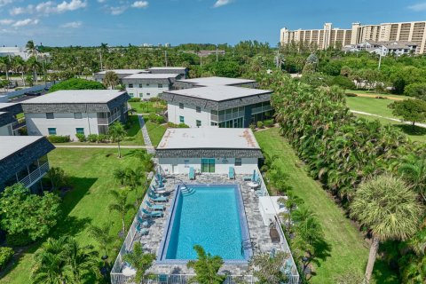 Condo in Jupiter, Florida, 1 bedroom № 2393249 - photo 23