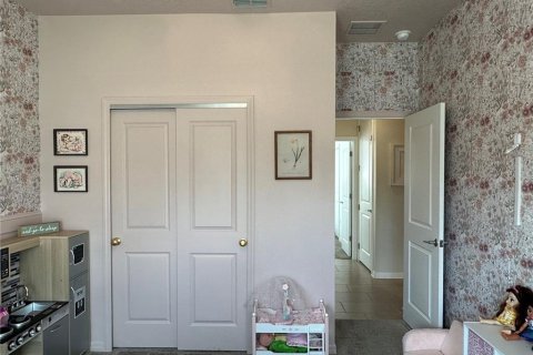 Casa en alquiler en Haines City, Florida, 4 dormitorios, 171.68 m2 № 2103729 - foto 5