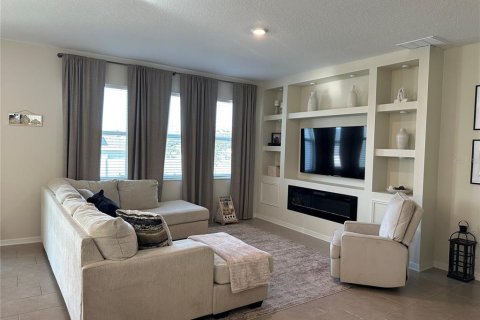 Casa en alquiler en Haines City, Florida, 4 dormitorios, 171.68 m2 № 2103729 - foto 12