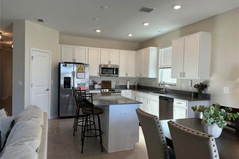 Casa en alquiler en Haines City, Florida, 4 dormitorios, 171.68 m2 № 2103729 - foto 15
