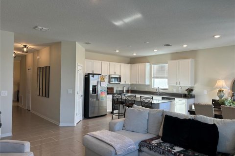 Casa en alquiler en Haines City, Florida, 4 dormitorios, 171.68 m2 № 2103729 - foto 14
