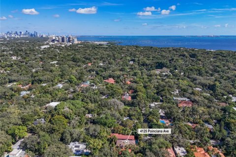 Villa ou maison à vendre à Miami, Floride: 4 chambres, 298.12 m2 № 1974913 - photo 30