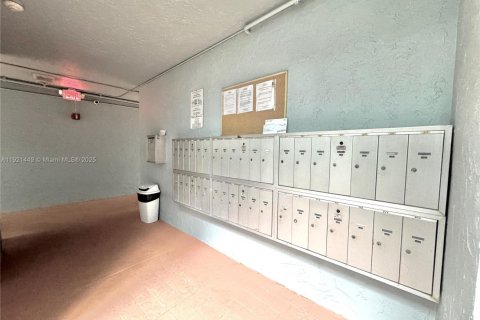 Copropriété à louer à Plantation, Floride: 2 chambres, 94.85 m2 № 1975289 - photo 15