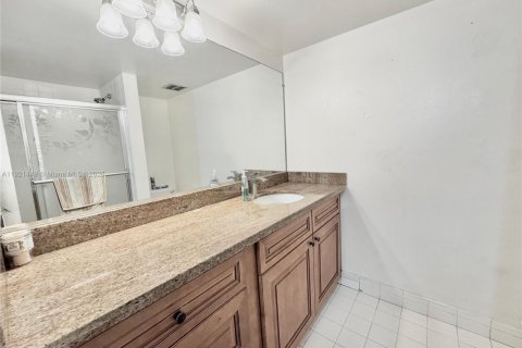 Copropriété à louer à Plantation, Floride: 2 chambres, 94.85 m2 № 1975289 - photo 11