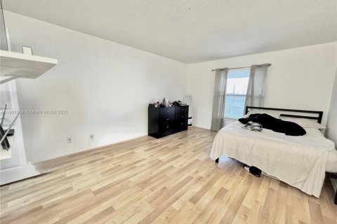 Copropriété à louer à Plantation, Floride: 2 chambres, 94.85 m2 № 1975289 - photo 7