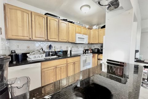 Copropriété à louer à Plantation, Floride: 2 chambres, 94.85 m2 № 1975289 - photo 5