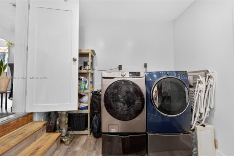 Купить виллу или дом в Норт-Майами-Бич, Флорида 3 спальни, 115.38м2, № 1971968 - фото 20