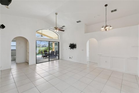 House in Orlando, Florida 3 bedrooms, 133.22 sq.m. № 2345098 - photo 16