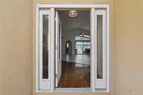 House in Orlando, Florida 3 bedrooms, 133.22 sq.m. № 2345098 - photo 3