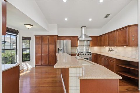 House in Orlando, Florida 3 bedrooms, 133.22 sq.m. № 2345098 - photo 7