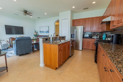 Villa ou maison à vendre à Port St. Lucie, Floride: 4 chambres, 223.99 m2 № 2397146 - photo 8