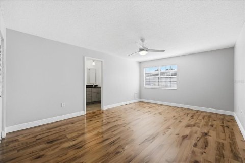 Condominio en venta en Belleair, Florida, 2 dormitorios, 117.34 m2 № 2156148 - foto 12