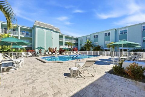 Condominio en venta en Belleair, Florida, 2 dormitorios, 117.34 m2 № 2156148 - foto 25