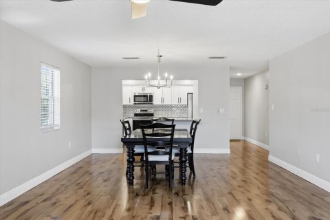 Condominio en venta en Belleair, Florida, 2 dormitorios, 117.34 m2 № 2156148 - foto 10