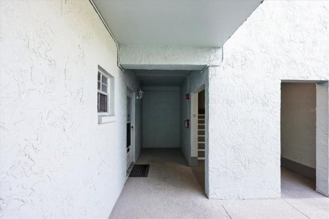 Condominio en venta en Belleair, Florida, 2 dormitorios, 117.34 m2 № 2156148 - foto 22