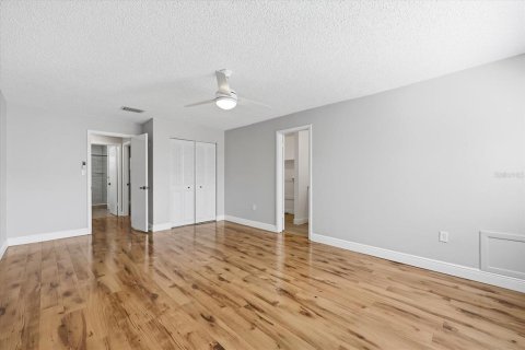 Condominio en venta en Belleair, Florida, 2 dormitorios, 117.34 m2 № 2156148 - foto 13