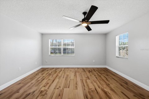 Condominio en venta en Belleair, Florida, 2 dormitorios, 117.34 m2 № 2156148 - foto 8