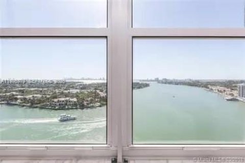 Condo in Miami Beach, Florida, 1 bedroom  № 2058196 - photo 9