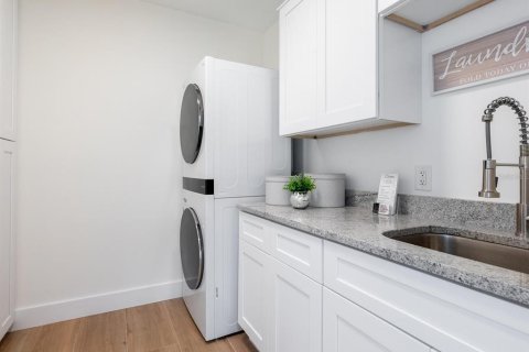 Condominio en venta en Sarasota, Florida, 3 dormitorios, 136.38 m2 № 1841491 - foto 29