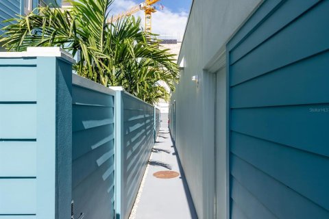 Condominio en venta en Sarasota, Florida, 3 dormitorios, 136.38 m2 № 1841491 - foto 30