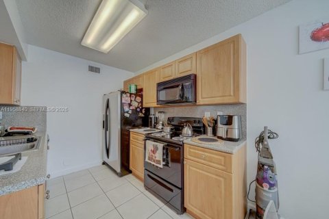 Купить кондоминиум в Дорал, Флорида 1 спальня, 83.52м2, № 2017569 - фото 14