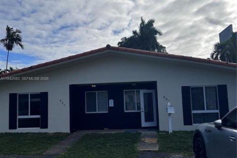 Таунхаус в Форт-Лодердейл, Флорида 3 спальни, 214.88м2 № 2005293