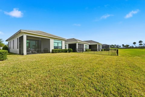 Villa ou maison à vendre à Port St. Lucie, Floride: 2 chambres, 132.85 m2 № 2439231 - photo 23
