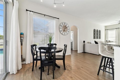 Casa en venta en Land O' Lakes, Florida, 4 dormitorios, 210.7 m2 № 1843945 - foto 18
