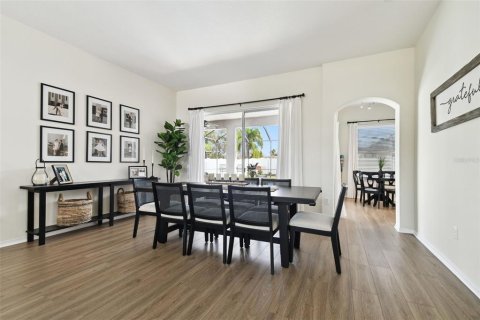 Casa en venta en Land O' Lakes, Florida, 4 dormitorios, 210.7 m2 № 1843945 - foto 8