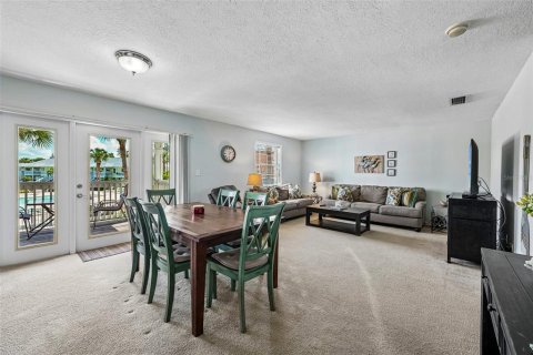 Copropriété à vendre à Saint Petersburg, Floride: 2 chambres, 94.57 m2 № 2430551 - photo 11