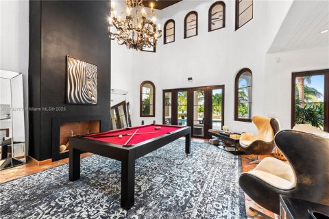 Casa en alquiler en Miami, Florida, 10 dormitorios, 796.45 m2 № 1958910 - foto 10