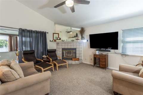 Villa ou maison à vendre à Palm Coast, Floride: 3 chambres, 133.97 m2 № 2147602 - photo 5