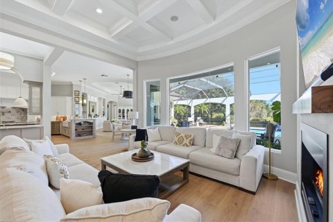 Villa ou maison à vendre à Bradenton, Floride: 3 chambres, 416.57 m2 № 2415120 - photo 15
