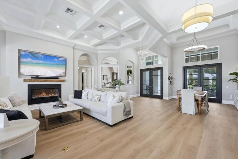 Villa ou maison à vendre à Bradenton, Floride: 3 chambres, 416.57 m2 № 2415120 - photo 9