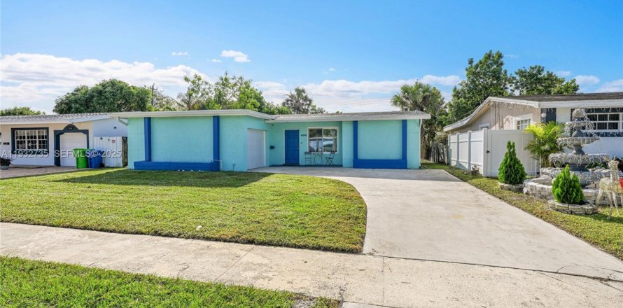 Дом в Санрайз, Флорида 3 спальни, 119.1м2 № 1991141