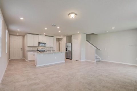 Снять в аренду таунхаус в Дэвенпорт, Флорида 1 комната, 150.69м2, № 1865845 - фото 8