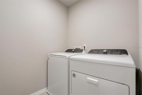 Снять в аренду таунхаус в Дэвенпорт, Флорида 1 комната, 150.69м2, № 1865845 - фото 24