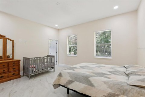 House in Webster, Florida 4 bedrooms, 216.83 sq.m. № 1824265 - photo 19
