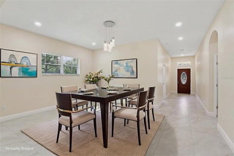 House in Webster, Florida 4 bedrooms, 216.83 sq.m. № 1824265 - photo 13