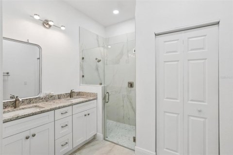 House in Webster, Florida 4 bedrooms, 216.83 sq.m. № 1824265 - photo 23