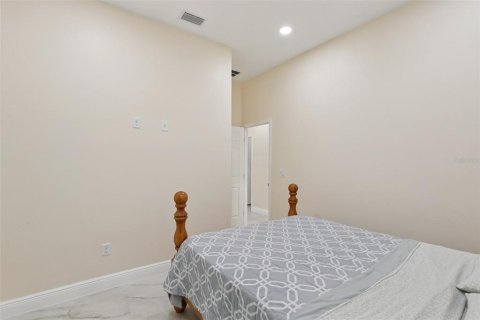 House in Webster, Florida 4 bedrooms, 216.83 sq.m. № 1824265 - photo 30