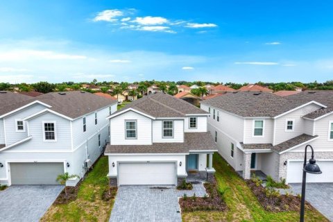 Casa en venta en Davenport, Florida, 6 dormitorios, 289.2 m2 № 1805108 - foto 1